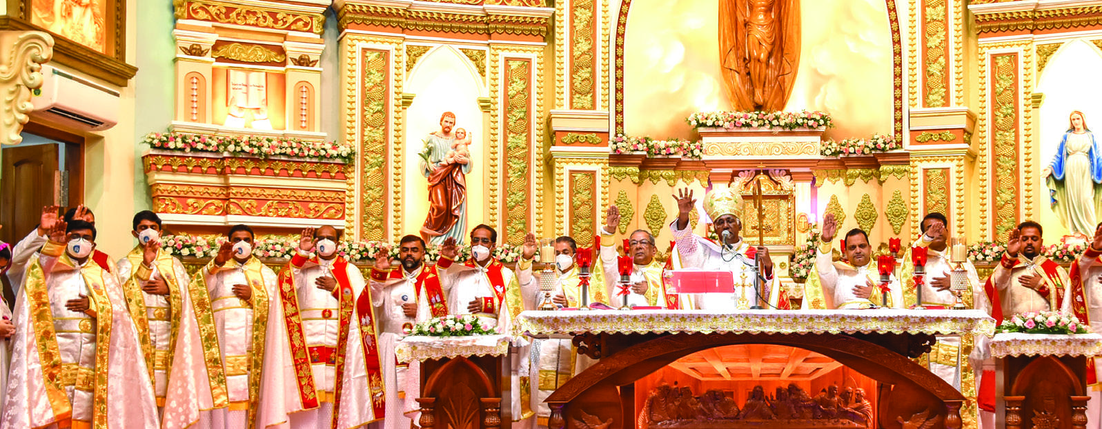 Solemn Holy Qurbana at the altar